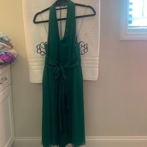 Maggy London size 8 gorgeous green silk dress
